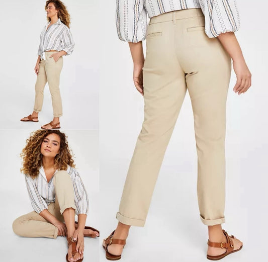 Tommy Hilfiger woman’s cuffed chino straight legged pants