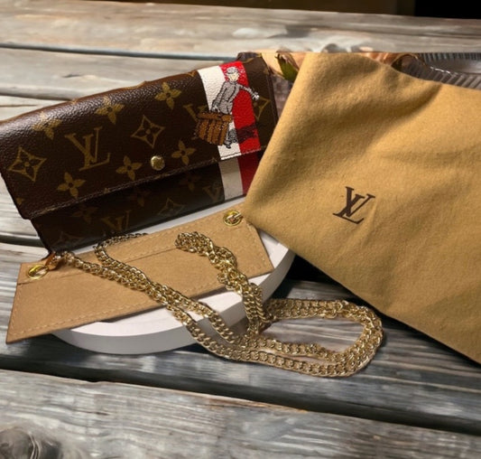 Authentic Louis Vuitton Groom Bellboy Porte Tresor Sarah Long Wallet. Rare