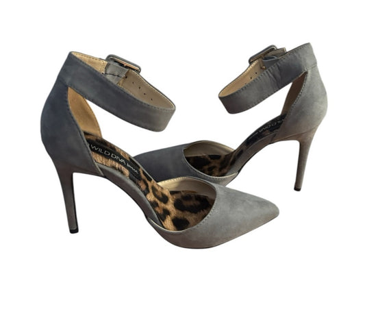 Wild Diva Women's Gray Ankle Strap Heels