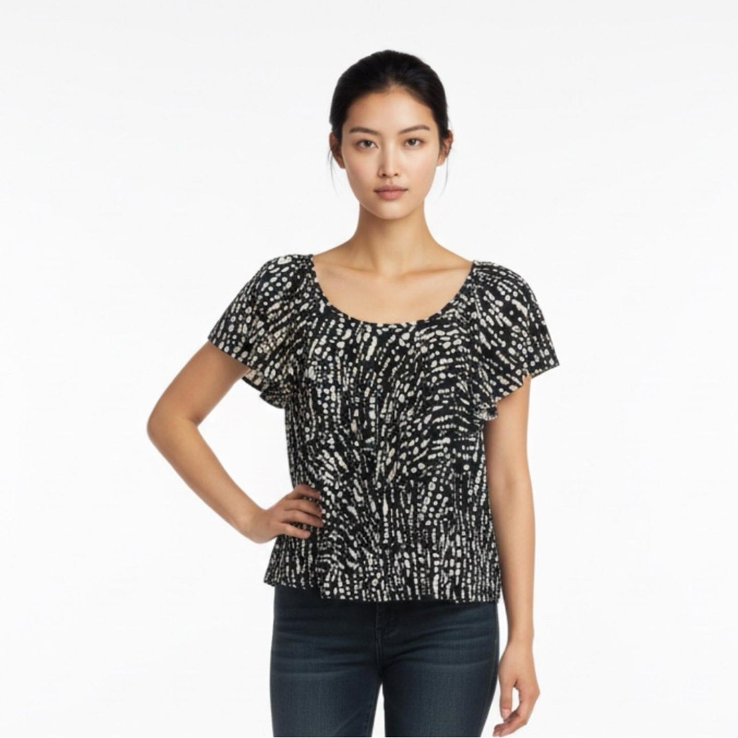 Pre-Love AB Studio Black and White Patterned Blouse