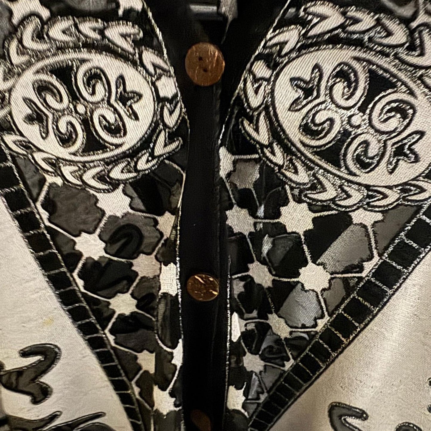 Pre-Love Elegant Black and Cream Patterned Poncho
