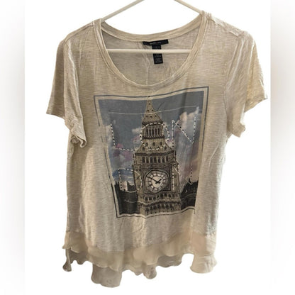 Pre-Love Style & Co. Beige Graphic Short Sleeve Tee