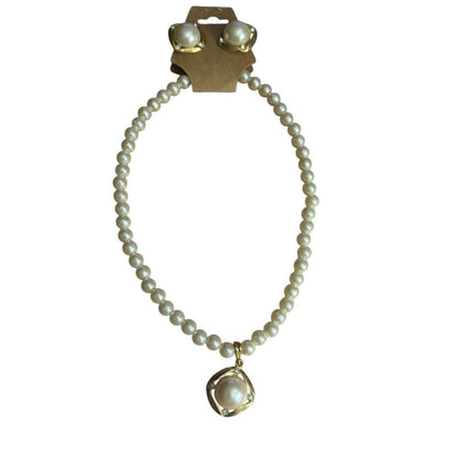 Elegant Pearl Necklace and Earring Set