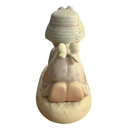 “ Friendship grows when you plant a seed” Figurine
 precious moments