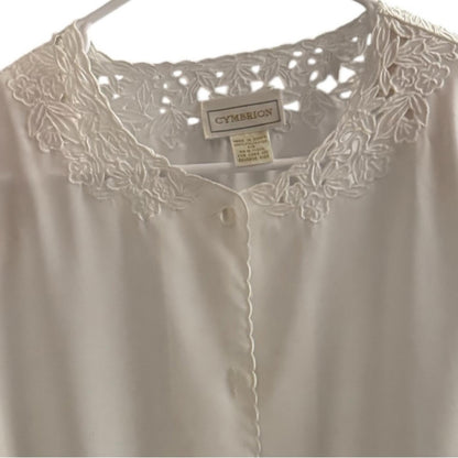 Pre-Love Stylish White Blouse with Lace Detail