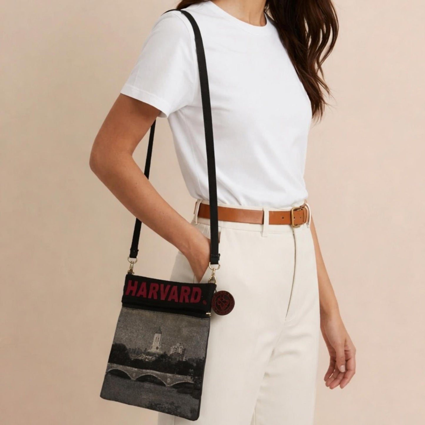 Pre-Love Robin Ruth Black and Red Crossbody Bag