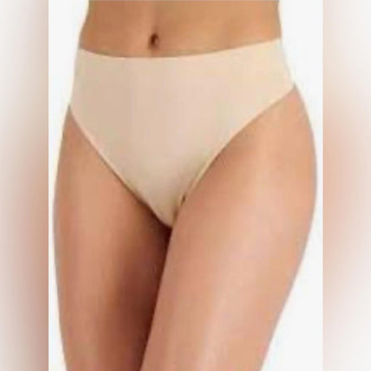 Jenni Seamless Ribbed Hi-Cut Thong
