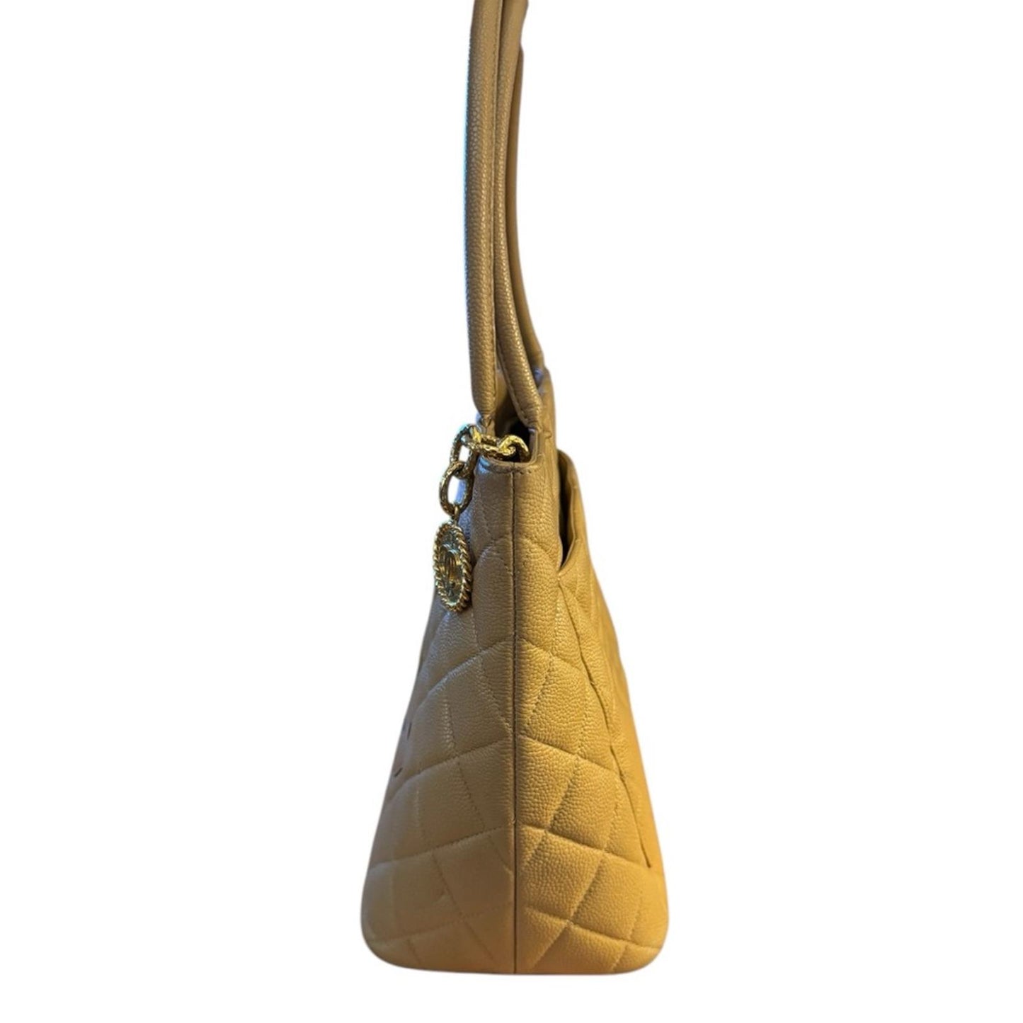 Chanel Caviar authentic Skin Tote Tan Chanel Quilted Tote Bag