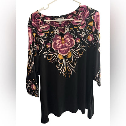 Pre-Love JM Collection Black and Pink Floral Blouse