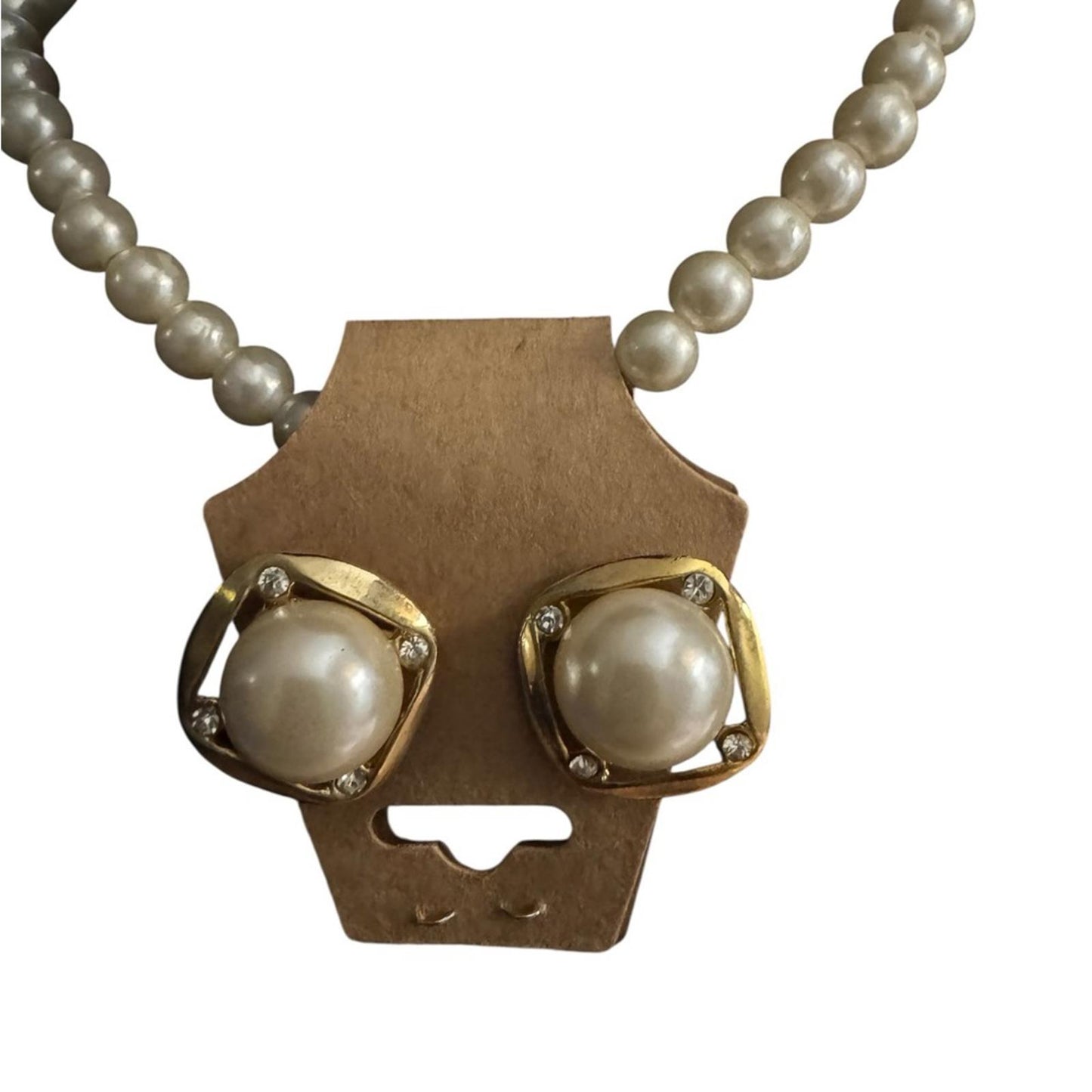 Elegant Pearl Necklace and Earring Set