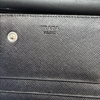 Authentic Prada Milano EUC wallet/crossbody