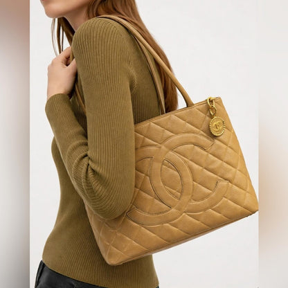 Chanel Caviar authentic Skin Tote Tan Chanel Quilted Tote Bag