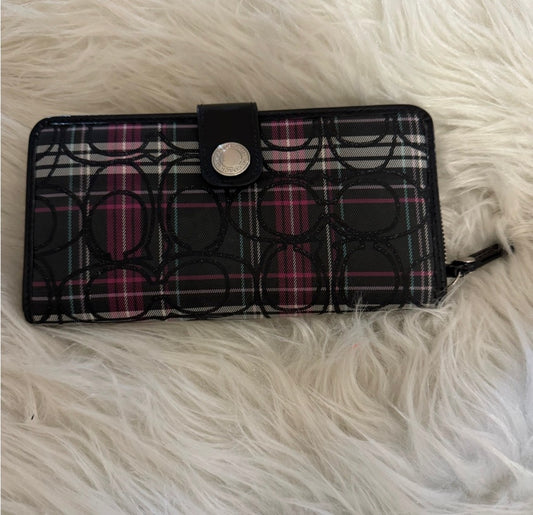 Pre-Love Coach signature tartan plaid shoulder wallet