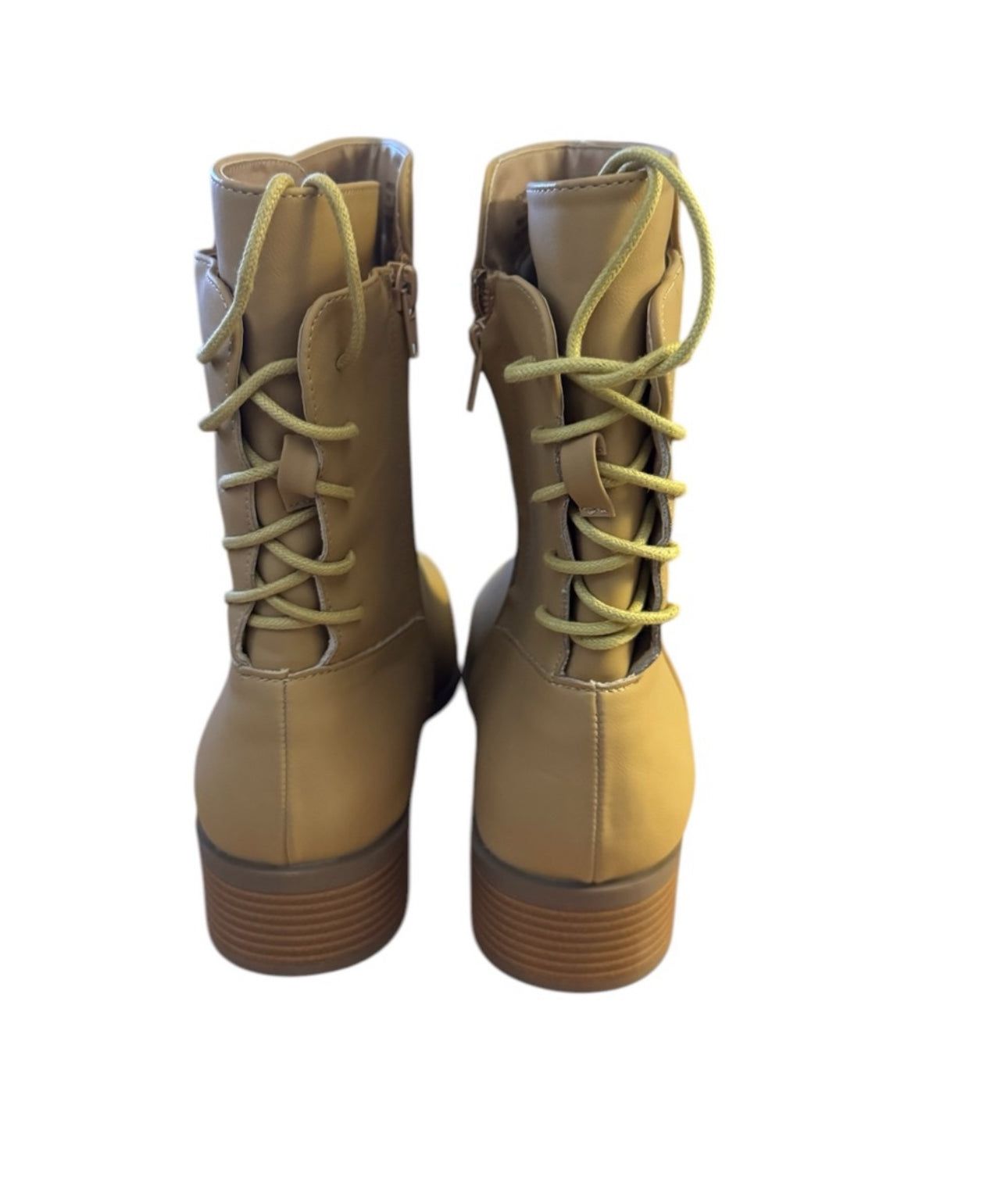 Journee Collection Vannder Cognac Women's Tan Ankle Boots