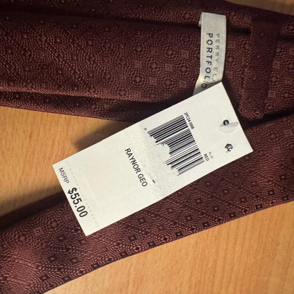Portfolio, Elegant purple Tie