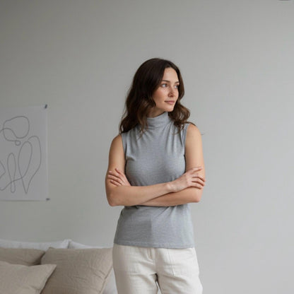 Cuddl Duds Light Gray Sleeveless Top