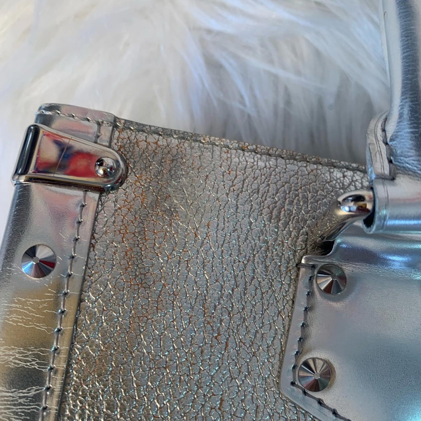 Authentic Louis Vuitton  EUC Hand Bag